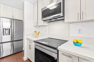 Photo #6: 202611577 Listing 