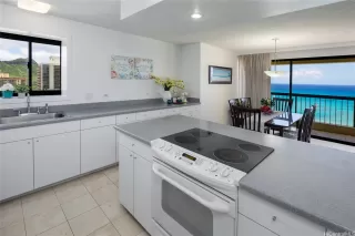 Photo #6: 202611604 Listing 