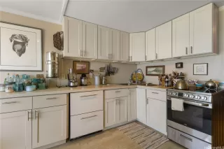 Photo #2: 202611636 Listing 