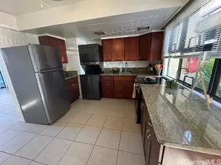 Photo #3: 202611646 Listing 