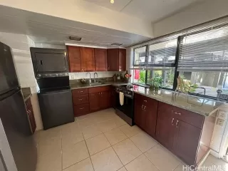 Photo #4: 202611646 Listing 