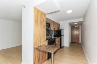 Photo #4: 202611662 Listing 