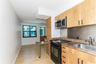 Photo #5: 202611662 Listing 