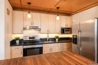 Photo #3: 202611681 Listing 