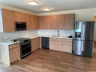 Photo #5: 202611682 Listing 