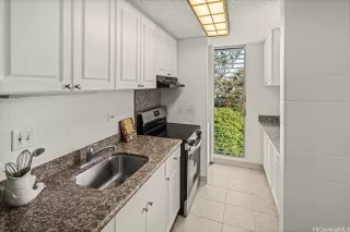 Photo #3: 202611688 Listing 