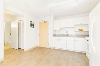 Photo #4: 202611689 Listing 
