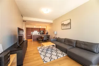 Photo #3: 202611730 Listing 