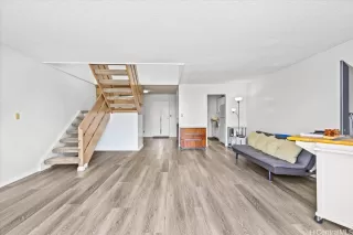 Photo #3: 202611733 Listing 