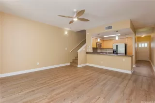 Photo #2: 202611743 Listing 