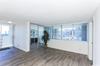 Photo #6: 202611748 Listing 