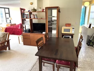 Photo #2: 202611807 Listing 