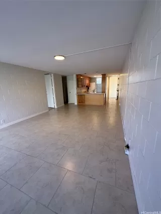Photo #3: 202611810 Listing 