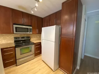 Photo #4: 202611830 Listing 
