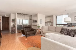 Photo #2: 202611847 Listing 