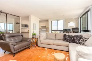 Photo #3: 202611847 Listing 