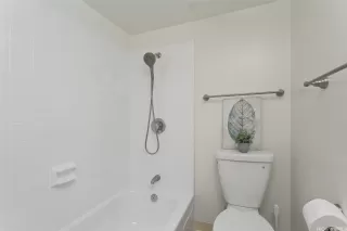 Photo #6: 202611861 Listing 