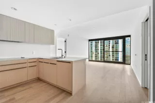 Photo #2: 202611887 Listing 