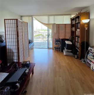 Photo #2: 202611890 Listing 