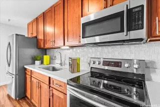 Photo #6: 202611909 Listing 