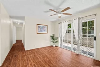 Photo #4: 202611921 Listing 
