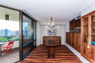 Photo #2: 202611939 Listing 