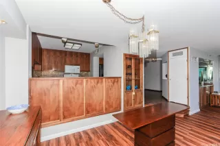 Photo #6: 202611939 Listing 