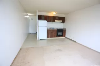 Photo #4: 202611975 Listing 