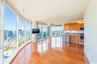 Photo #4: 202611983 Listing 