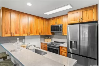 Photo #6: 202612070 Listing 