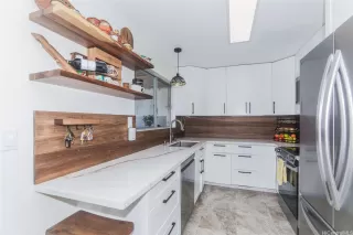 Photo #3: 202612106 Listing 