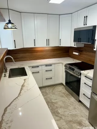Photo #4: 202612106 Listing 