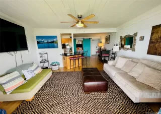 Photo #4: 202612110 Listing 