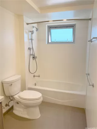 Photo #6: 202612145 Listing 