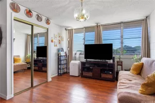 Photo #3: 202612150 Listing 