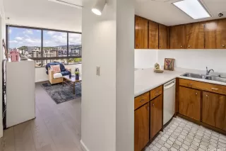 Photo #4: 202612166 Listing 
