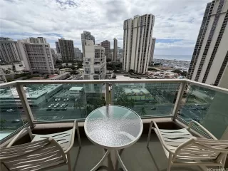 Photo #4: 202612246 Listing 