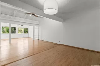 Photo #5: 202612296 Listing 