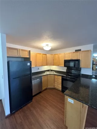 Photo #3: 202612378 Listing 