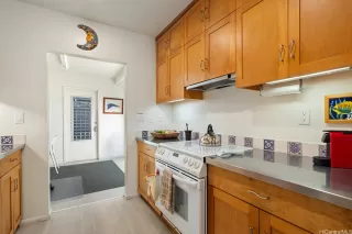 Photo #6: 202612387 Listing 
