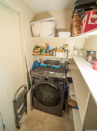 Photo #6: 202612431 Listing 