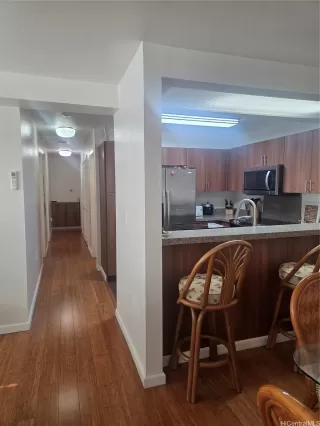 Photo #5: 202612455 Listing 