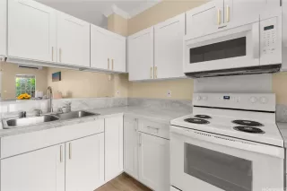 Photo #5: 202612478 Listing 