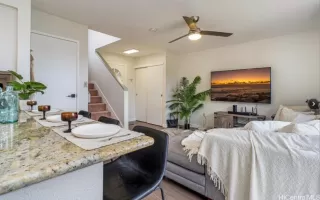 Photo #5: 202612600 Listing 