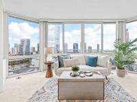 More Details about MLS # 202507864 : 801 S KING STREET 2003
