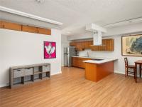 More Details about MLS # 202509281 : 931 UNIVERSITY AVENUE 308