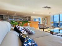More Details about MLS # 202509664 : 1177 QUEEN STREET PH4610