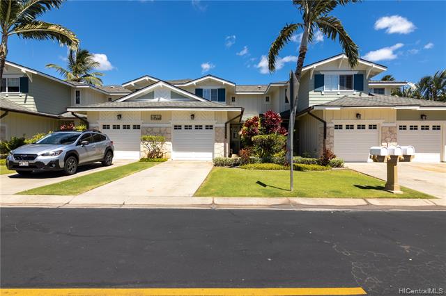 Browse active condo listings in KO OLINA