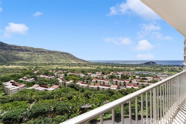 Browse active condo listings in MAKAHA VALLEY TOWERS