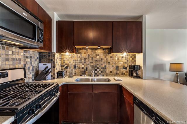 More Details about MLS # 202219484 : 430 LEWERS STREET #1601